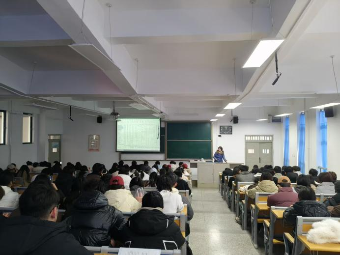 精准指导，赋能学业：食品科学与工程系举办本科生选课专题指导会